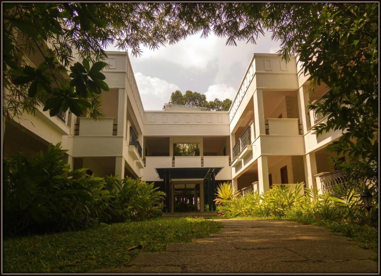 Club Mahindra Golden Landmark, Mysuru Экстерьер фото