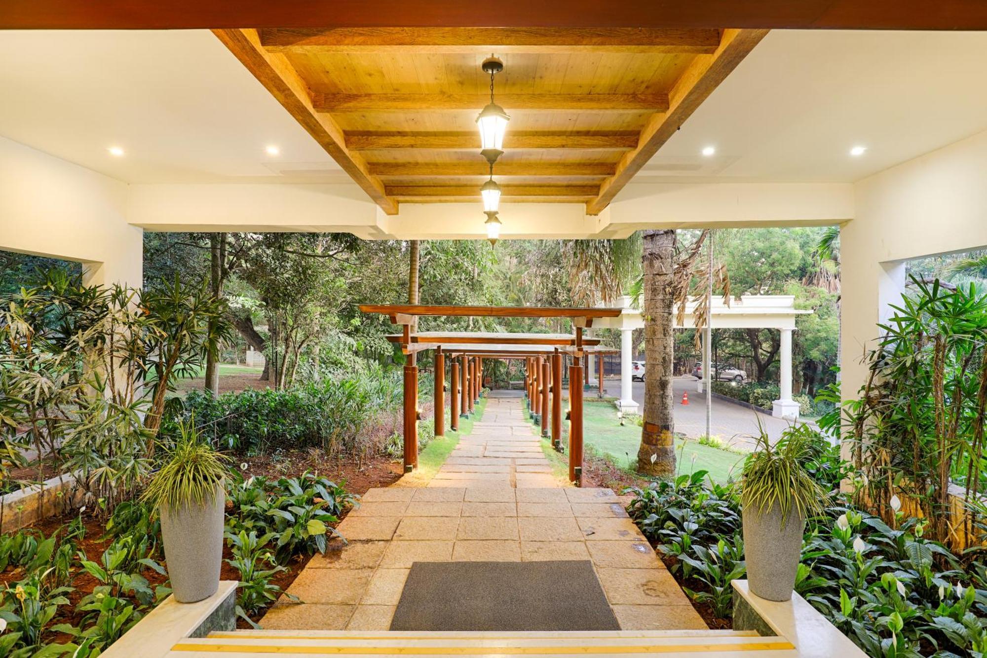 Club Mahindra Golden Landmark, Mysuru Экстерьер фото