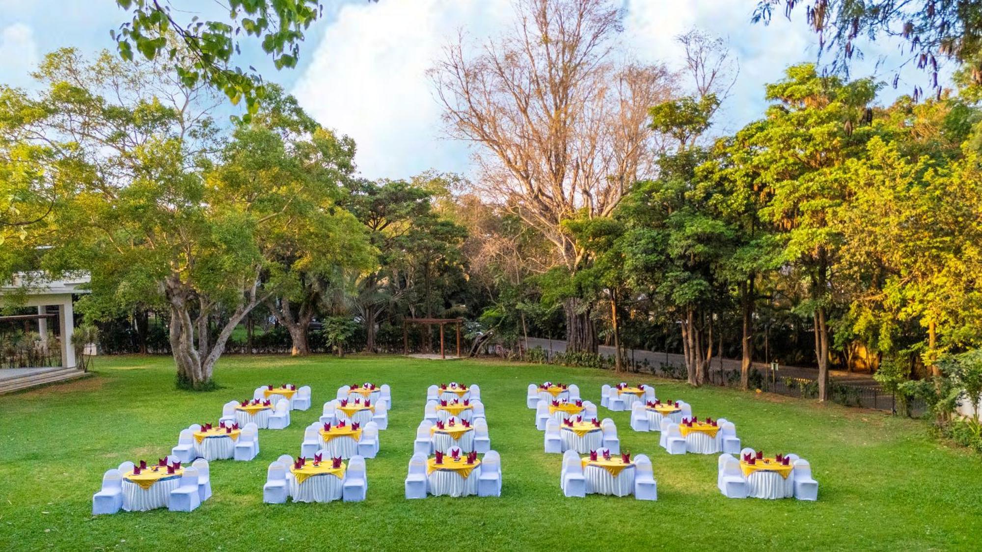 Club Mahindra Golden Landmark, Mysuru Экстерьер фото
