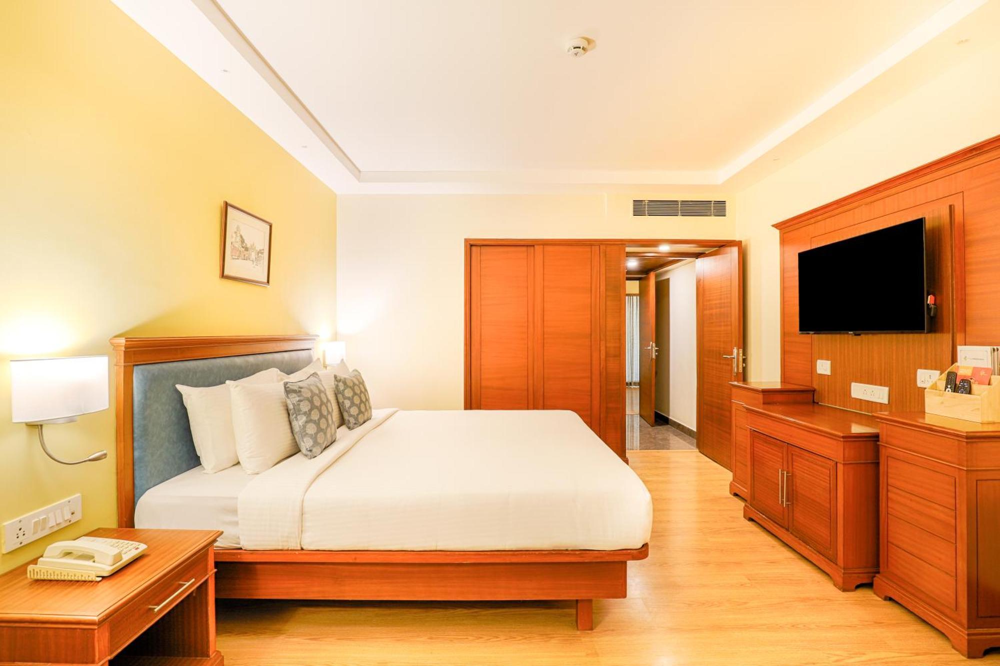 Club Mahindra Golden Landmark, Mysuru Экстерьер фото